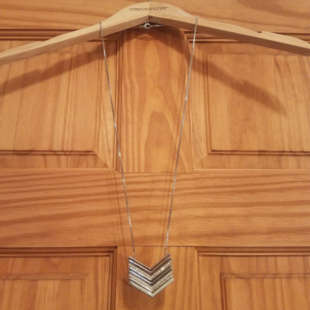Long necklace